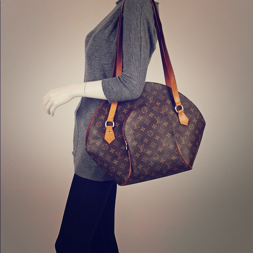 AUTHENTIC LOUIS VUITTON ELLIPSE GM SHOULDER BAG